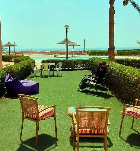 Cheerful - Romance Ain Sukhna